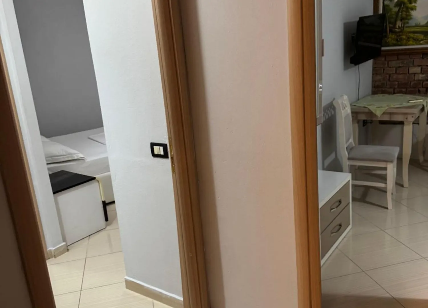 Homestay Central Studios Tirana